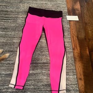 Really fun old school Lululemon RUN: pace tight legging. Size 8